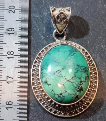 pendentif ethnique en argent et turquoise tibétaine