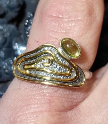 Bague vintage en argent et laiton pierre naturelle péridot.