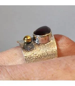 Bague argent laiton bijoux vintage et pierre naturelle grenat.