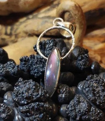 Pendentif Vihara-Maya – Argent 925 & Labradorite violette