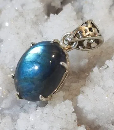 Pendentif Bhava-Rudra – Argent 925 & Labradorite