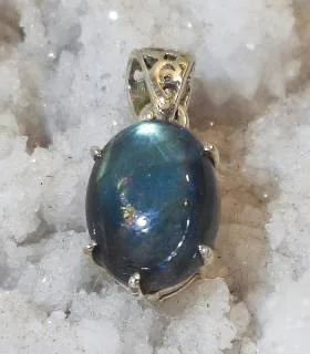 Pendentif Bhava-Rudra – Argent 925 & Labradorite