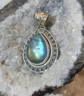 Pendentif Varsha-Ritu – Argent 925 & Labradorite