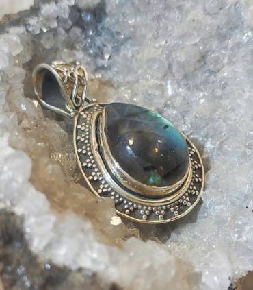 pendentif indien en argent et pierre naturelle de labradorite