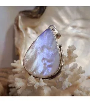 pendentif créateur argent nacre naturelle.
