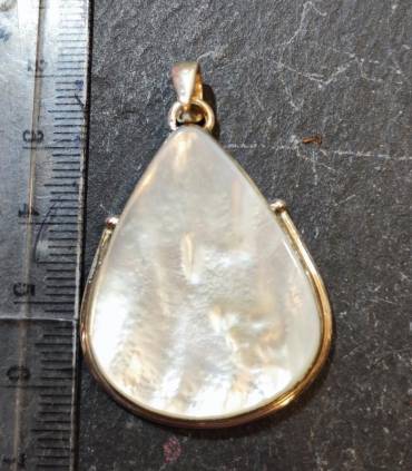 pendentif créateur argent nacre naturelle.