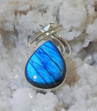 Pendentif blue galaxie en argent et labradorite