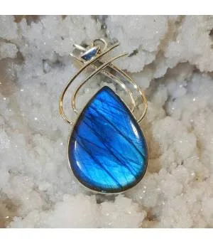 Pendentif Tāraksha – Argent 925 & Labradorite