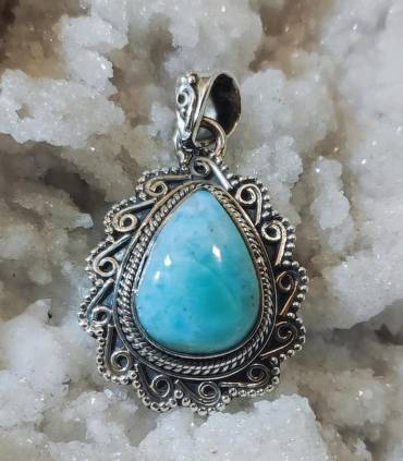 Pendentif ethnique en argent et pierre naturelle de LARIMAR