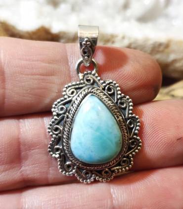 Pendentif ethnique en argent et pierre naturelle de LARIMAR