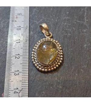 Pendentif ethnique chic en argent et quartz rutilé doré.