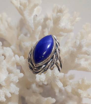 Bague ethnique en argent et pierre naturelle de lapis lazuli