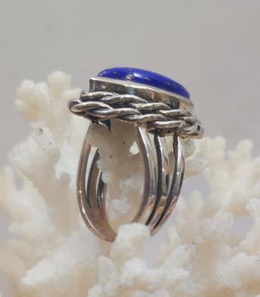 Bague ethnique en argent et pierre naturelle de lapis lazuli