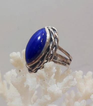 Bague ethnique en argent et pierre naturelle de lapis lazuli