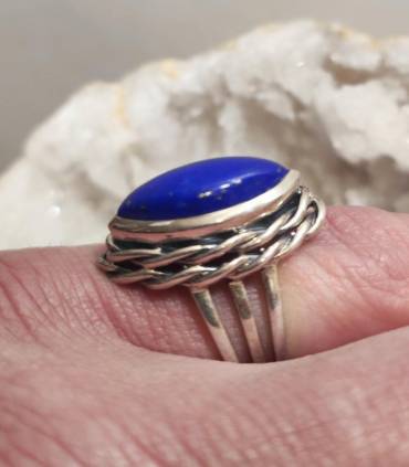 Bague ethnique en argent et pierre naturelle de lapis lazuli