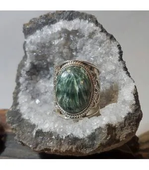 Bague ethnique en argent et pierre naturelle de séraphinite