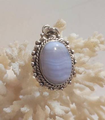 pendentif ethnique en argent et pierre naturelle agate blue lace.