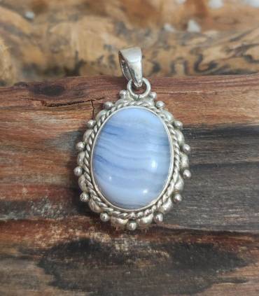 pendentif ethnique en argent et pierre naturelle agate blue lace.