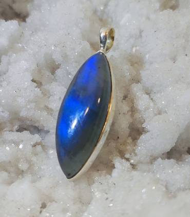 Pendentif Pravaahi – Argent 925 & Labradorite
