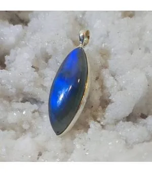Pendentif Pravaahi – Argent 925 & Labradorite
