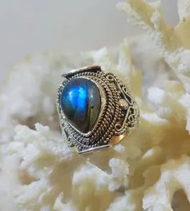 Bague Pravaal-Maya – Argent 925 & Labradorite