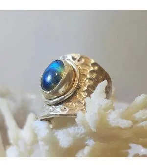 Bague Neelanjana – Argent 925 martelé & Labradorite bleue