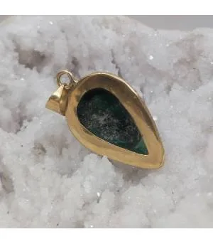 Pendentif malachite en laiton