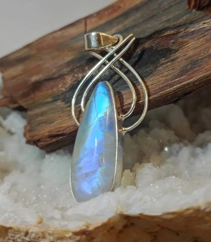 Pendentif Ushasi – Argent 925 & Pierre de Lune