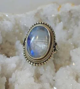 Bague Dhavalya – Argent 925 & Pierre de Lune