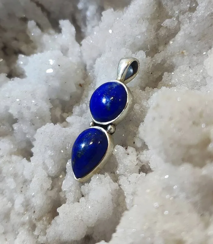 Pendentif artisanal ethnique argent et lapis lazuli