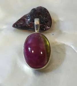 Pendentif pierre naturelle tourmaline en argent