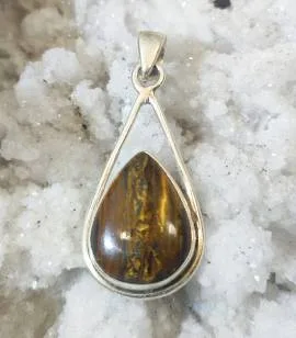 Pendentif argent épuré moderne oeil de tigre