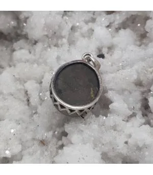 Pendentif en pyrite argent– protection et énergie solaire