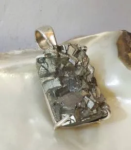 Pendentif Pyrite Brute sur Argent 925