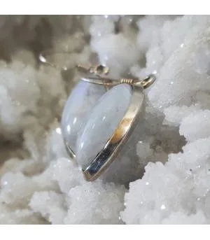 Boucles d'oreilles intemporelles argent pierre de lune