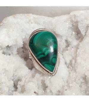 Bague ethnique en argent et malachite