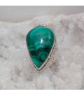 Bague ethnique en argent et malachite
