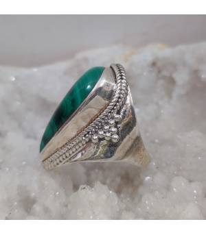 Bague ethnique en argent et malachite