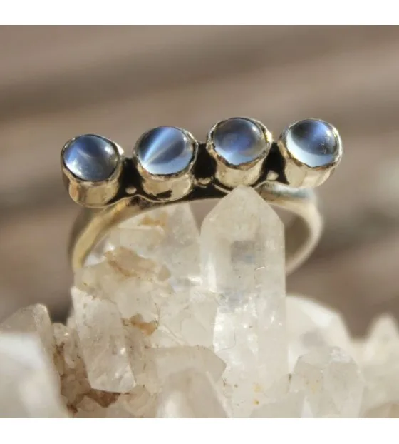 Bijoux ethnique bague créateur argent pierre de lune shantilight Bijoux ethnique bague créateur argent pierre de lune shantilight