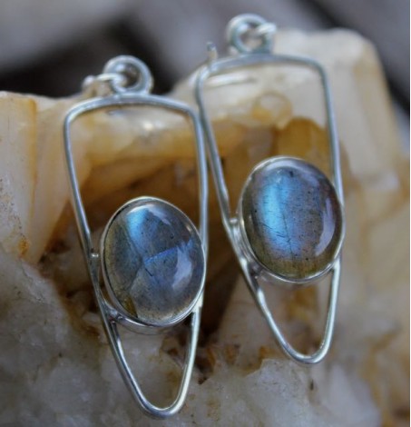 Boucles d’oreilles Nila Jyoti – Argent 925 & Labradorite