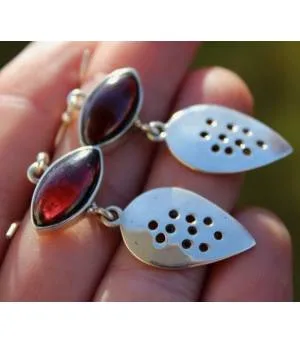 Boucles d'oreilles ethniques bijoux pierres naturelles grenat shantilight