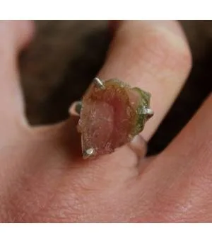 bague argent bijoux ethnique pierre brute tourmaline