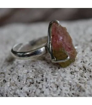 bague argent bijoux ethnique pierre brute tourmaline