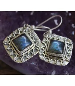 Boucles d’oreilles Jyoti – Argent 925 & Labradorite