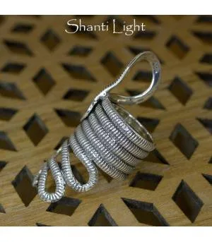 Bague ethnique bijou artisanal en argent serpent Shantilight