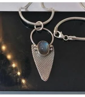 Pendentif Parjanya – Argent 925 & Labradorite