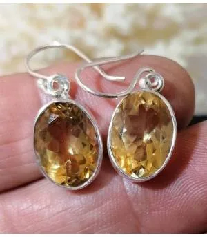 Boucles d'oreilles chic en argent et pierres naturelles de citrine
