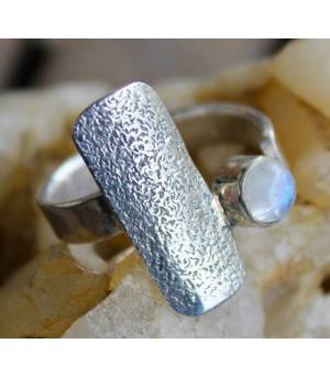 Bague argent ajustable plaque texturée pierre de lune naturelle