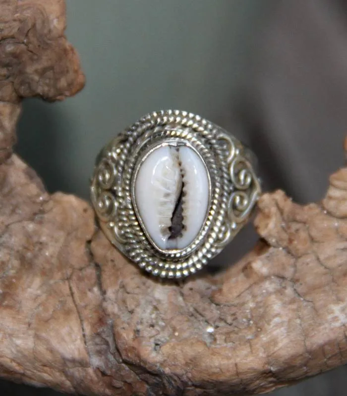 Bague ethnique bijoux argent coquillage cabri Shantilight