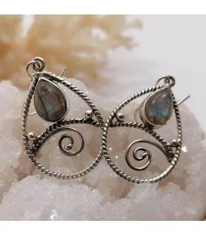 Boucles d’oreilles Megha Valli – Argent 925 & Labradorite